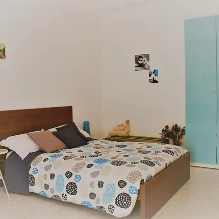 Agora 3*