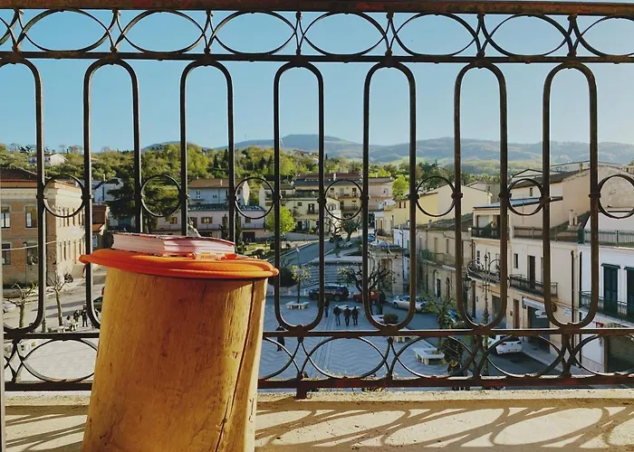 לינה וארוחת בוקר Agora