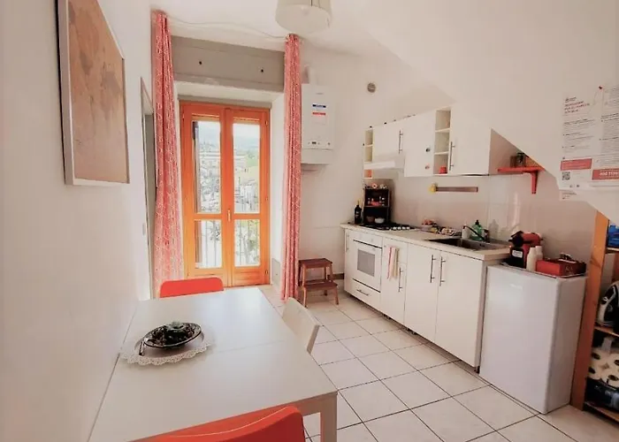 לינה וארוחת בוקר Agora